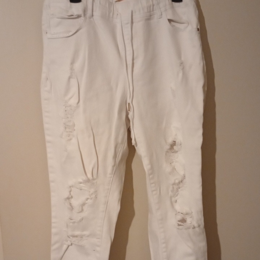 EliteStyle Women's White Ankle Jeans
